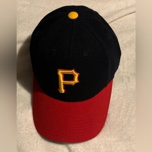 Pittsburgh Pirates 6 7/8th size hat